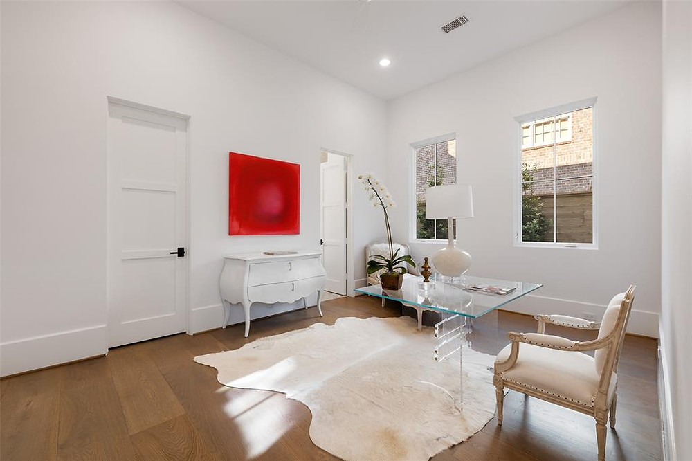 House in the 'hood series (volume 004) by Nancy Lane Interiors photos via har.com