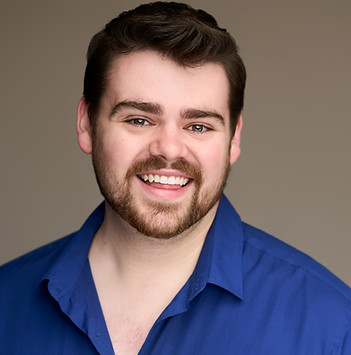 Oliver_John_Headshot3.JPG