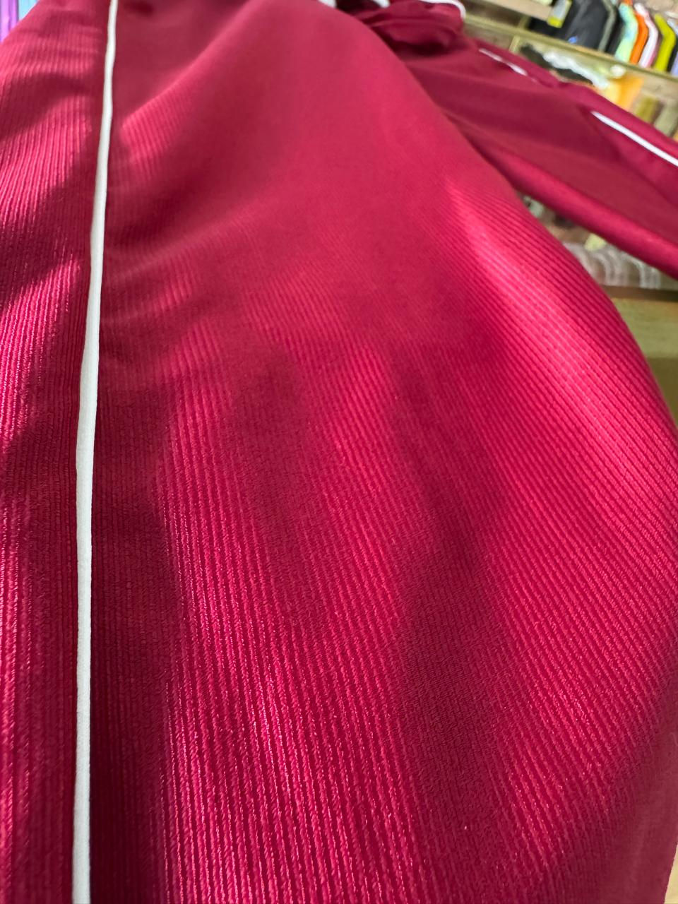 Miniatura: Conjunto Via Máfia Carmin