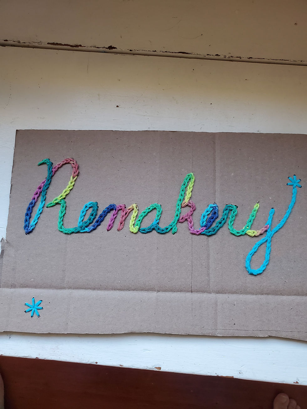 Chain stitch lettering embroidery