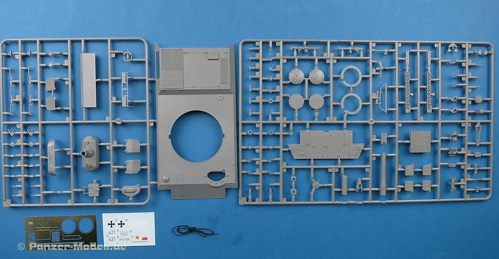 Миниатюра: 35A055 Немецкий танк Spähpanzer Ru 251 - Amusing Hobby 1/35
