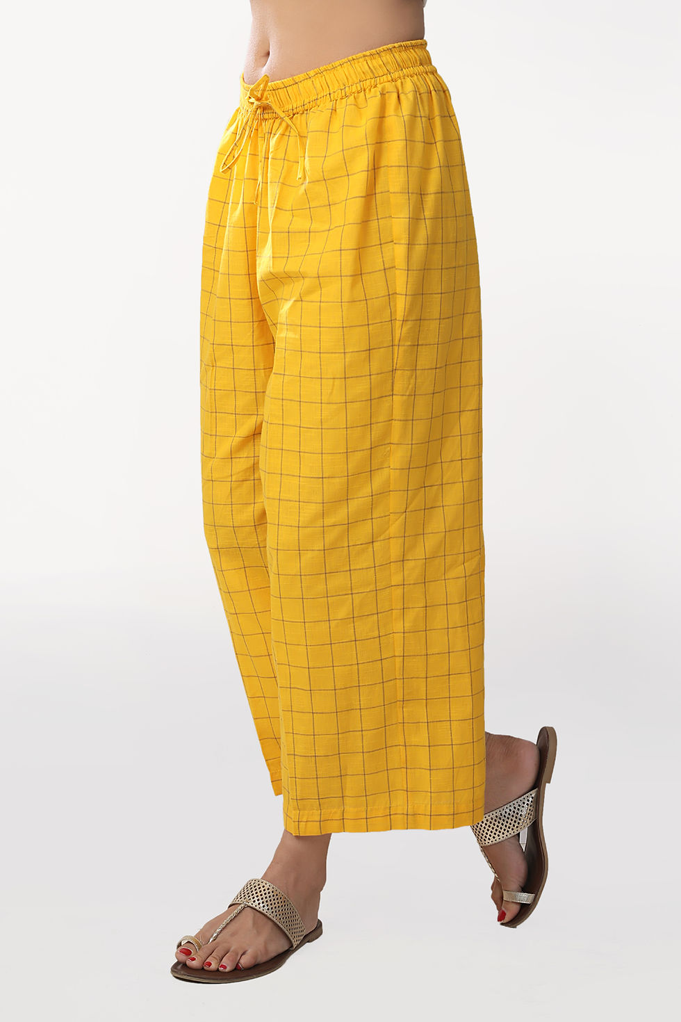 Thumbnail: GLOXINIA WHITE KURTA WITH CHEQUERED BOX PANTS