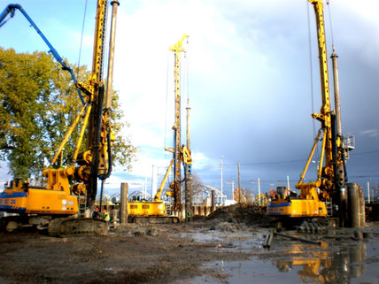 TILTS Ltd Drilling rigs - BAUER BG-24