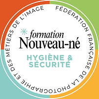photographe formée à l'hygiène et a la sécurité du nouveau-né