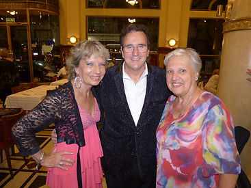 54279627_10214136795957637_8329267572197