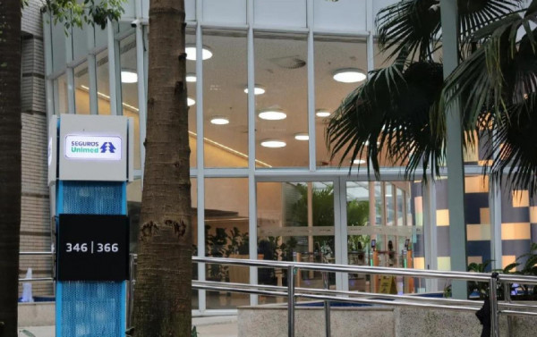 Unimed e seu fogo amigo