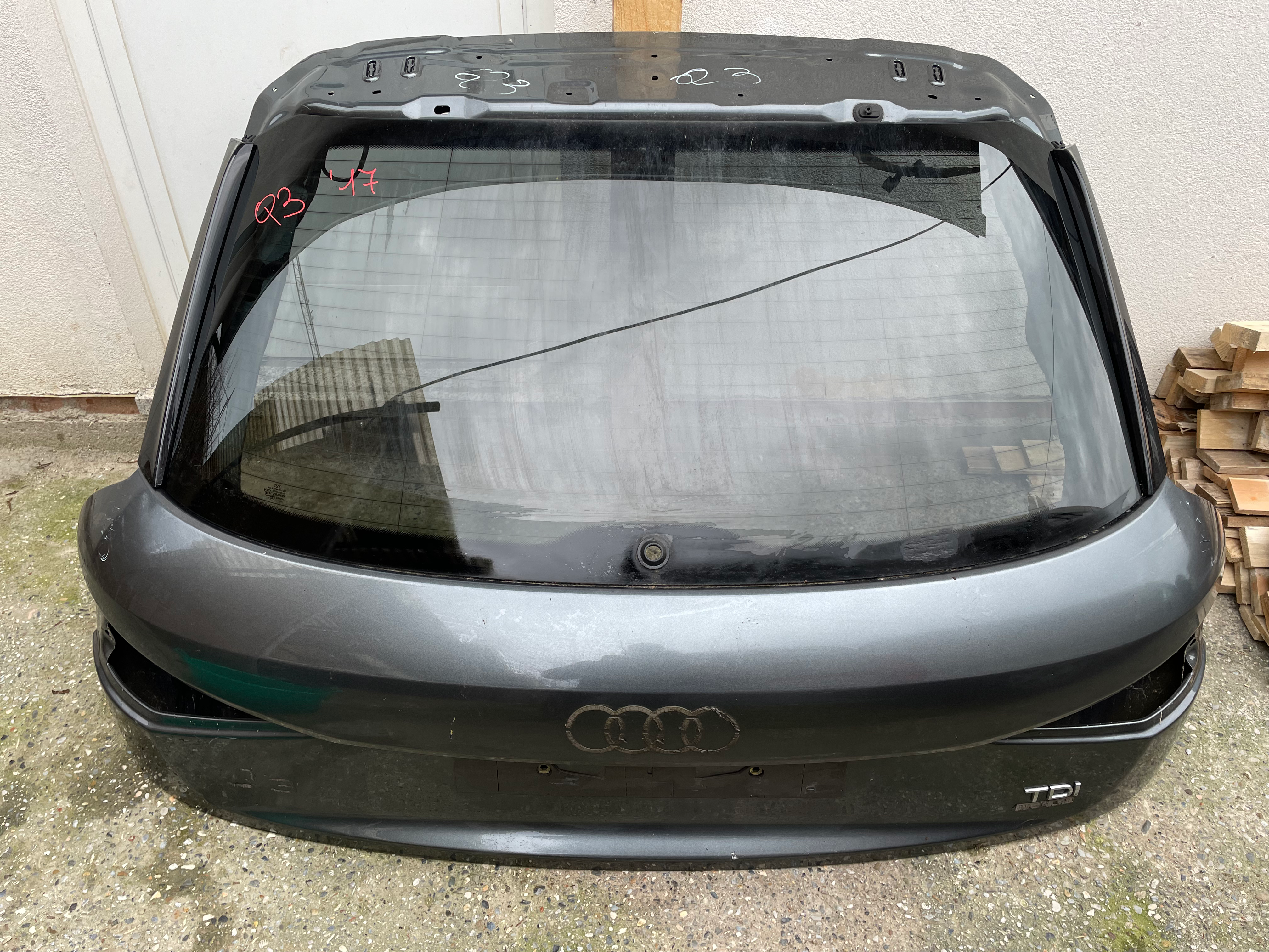 Portellone posteriore Audi Q3 016 