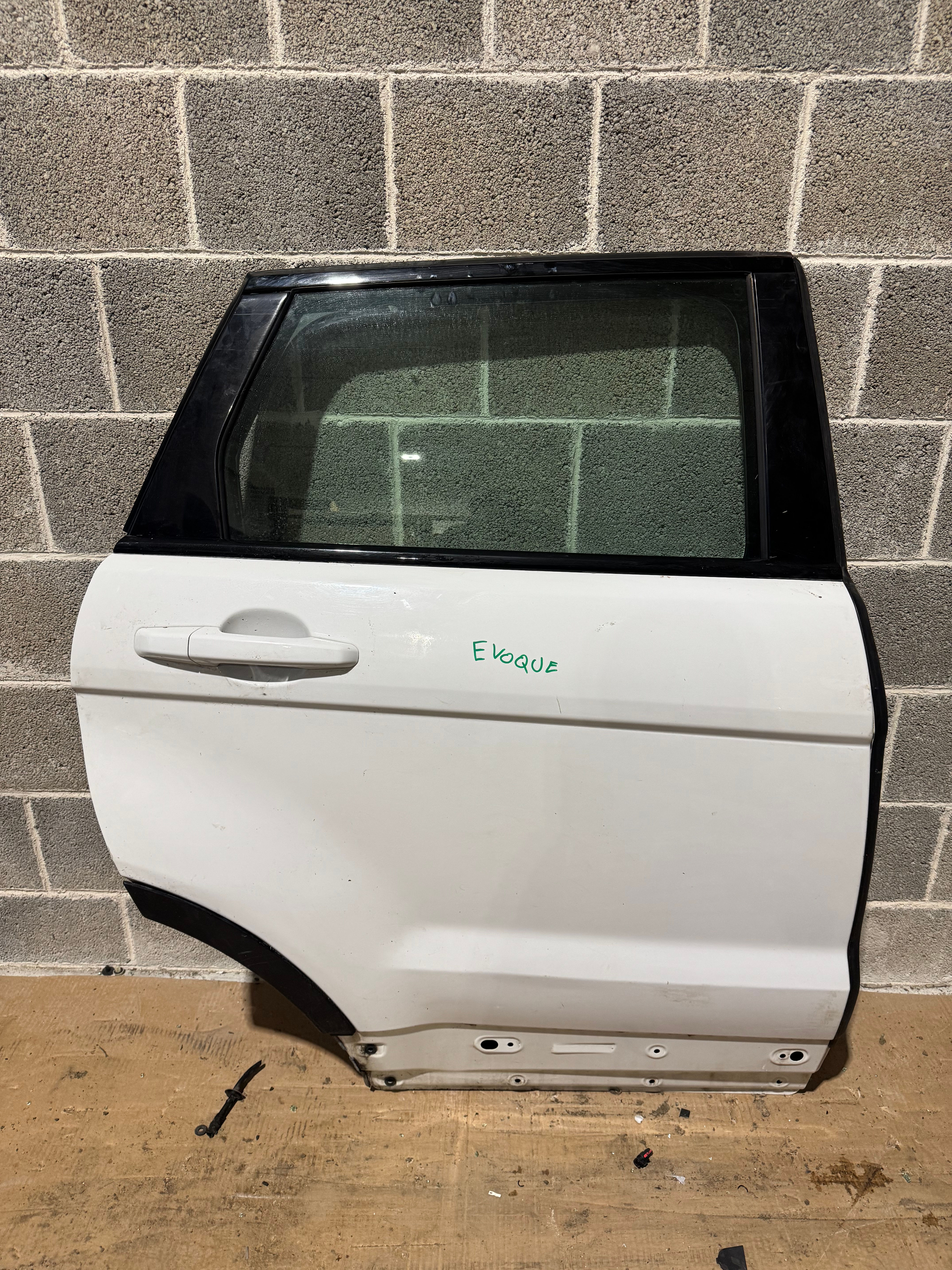 Porta sportello posteriore destro Range Rover Evoque 018 