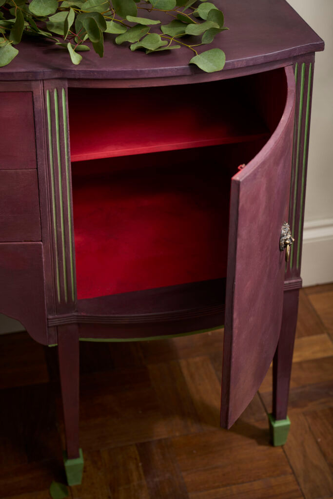 Thumbnail: Annie Sloan Chalk Paint™ - Tyrian Plum