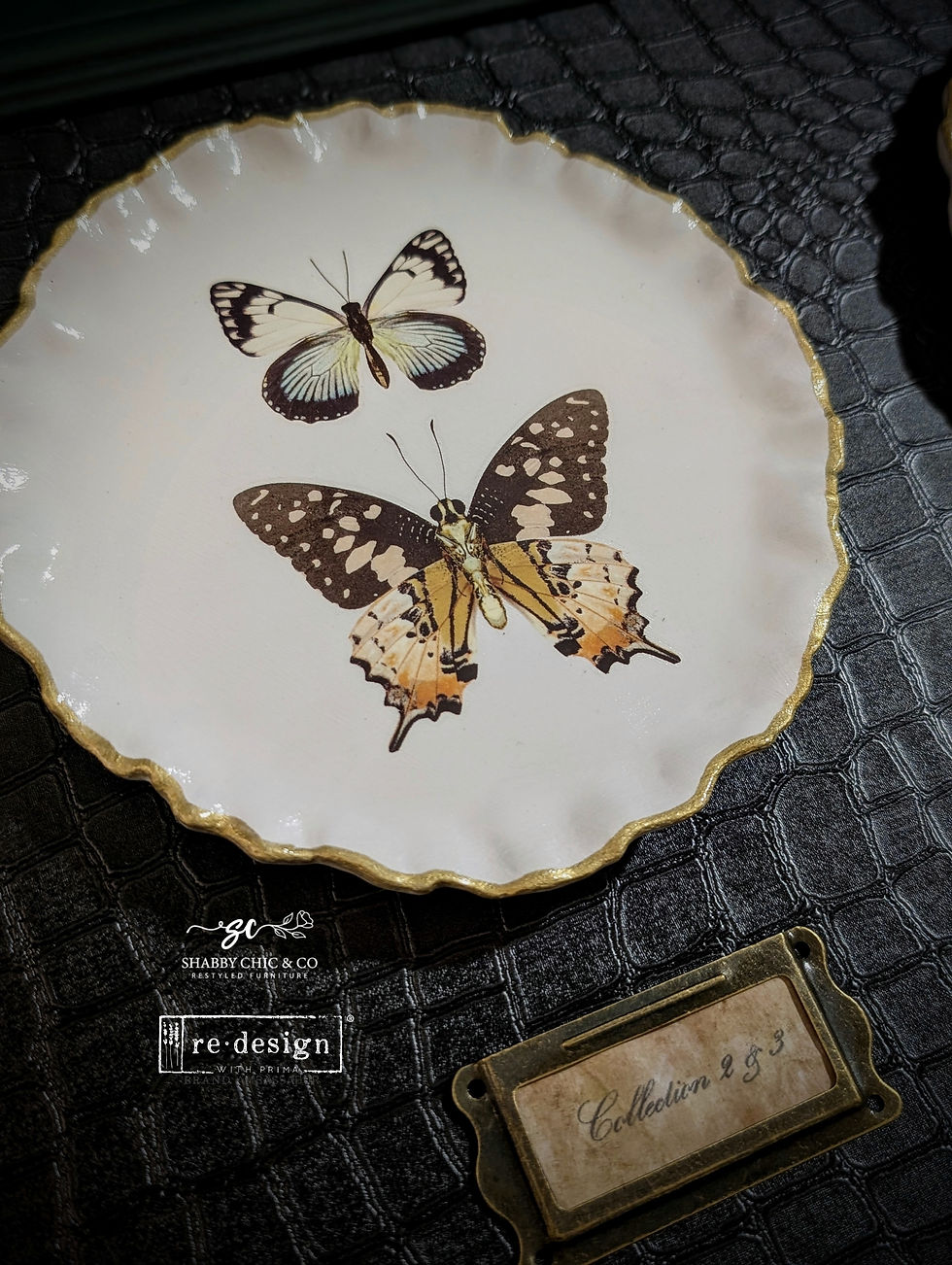 Thumbnail: Contours Of Grace - Decor Moulds®