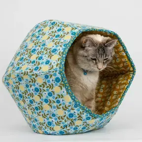Thumbnail: Cat Ball® Cat Bed