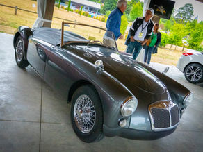 CARS & COFFEE