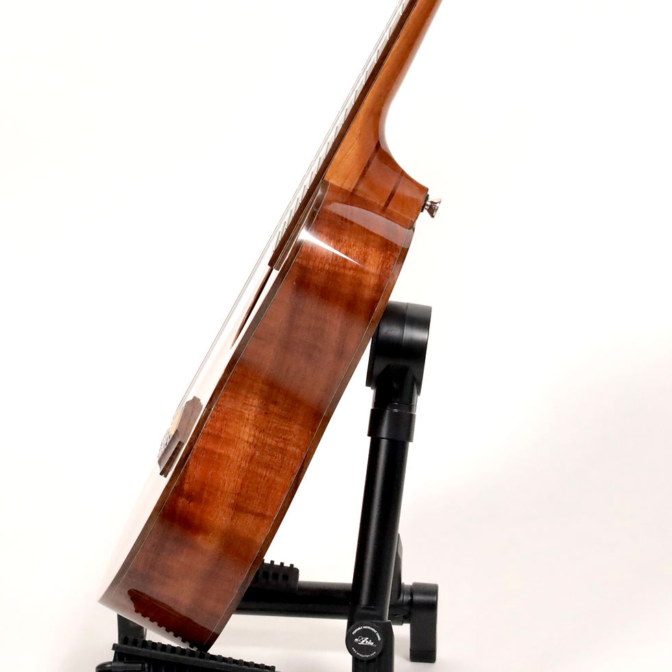 サムネイル： 【MINT】Aaron Oya Custom Tenor Spruce / Koa