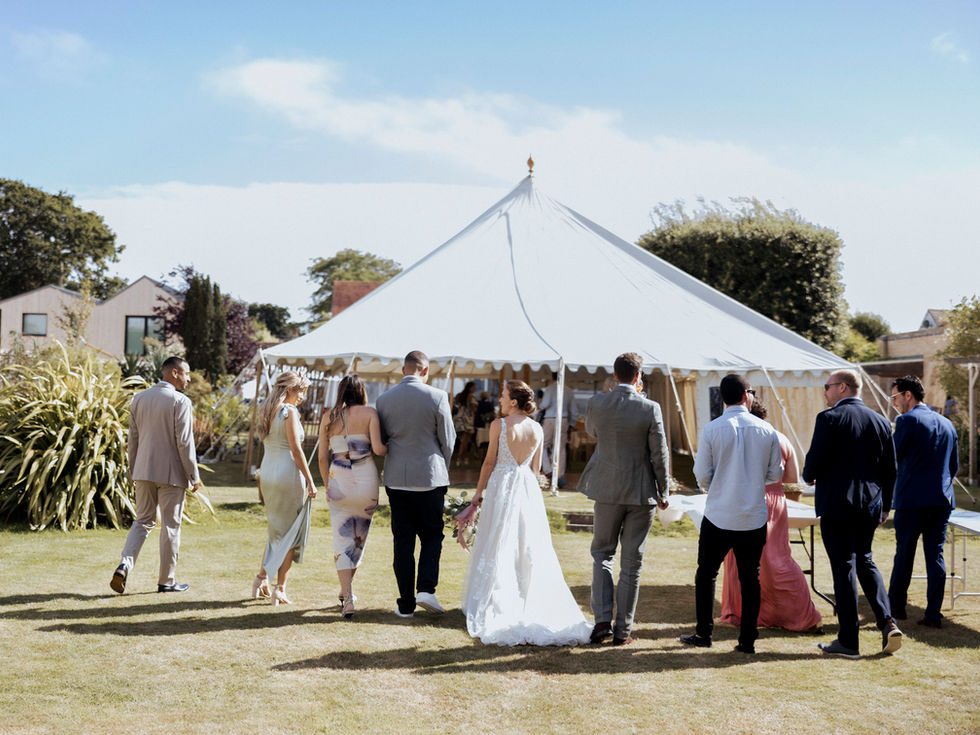 Essential Tips for Making the Most of Your Wedding Photography Experience