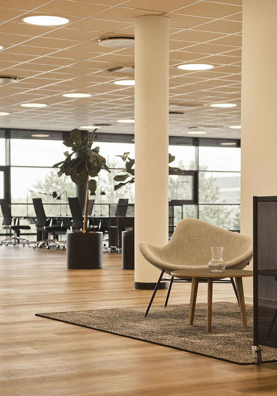 N30_INTERIOR_V076_Low.jpg