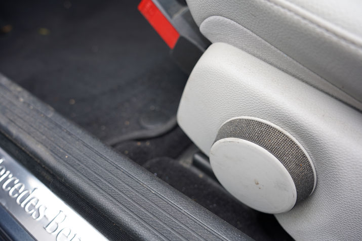 Mercedes waspakket car cleaning detailing autoreiniging zetelreiniging wax coating coaten auto wassen interieurreiniging leer leder lederen zetels reinigen voeden polieren polijsten