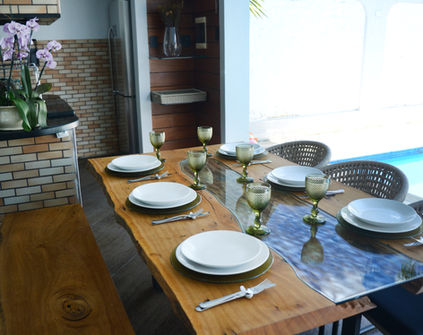 mesa de jantar rustica alto padrão area churrasqueira