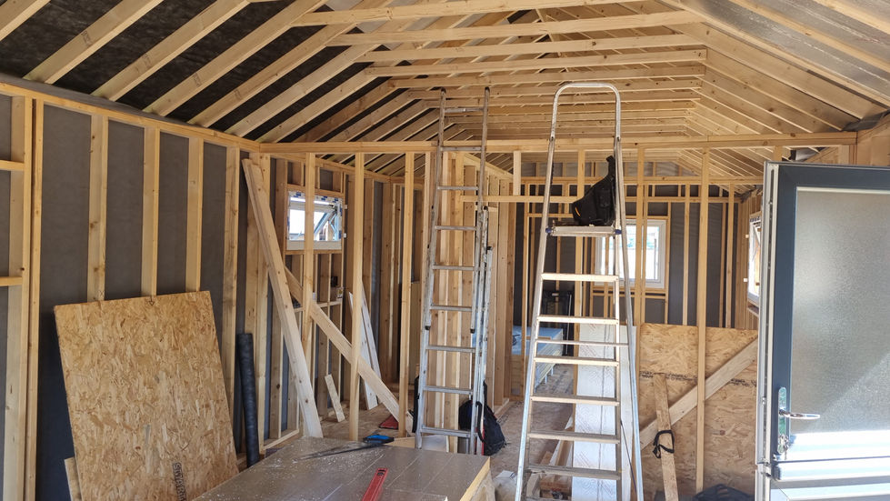 bespoke-timber-frame-house-on-stilts-construction-nottingham