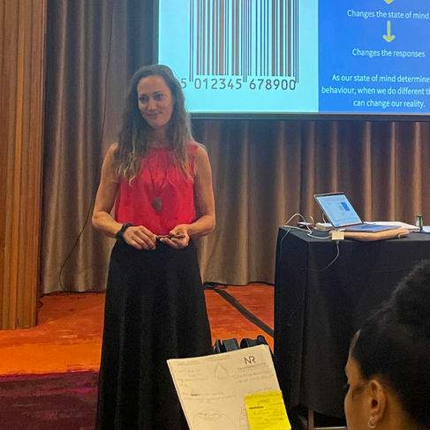 Maud Vanhoutte facilitating a soft skills training in Uluru