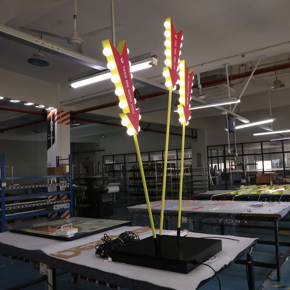 Miniatura: Yijiao LED Interior Prop Light Free Standing Prop Display with Bulbs Effect