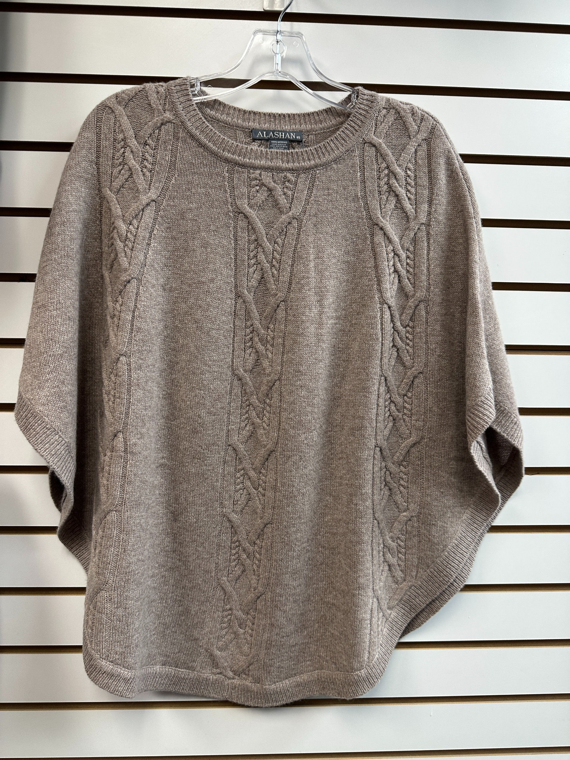 Alashan- Lorraine Cable Poncho 200637