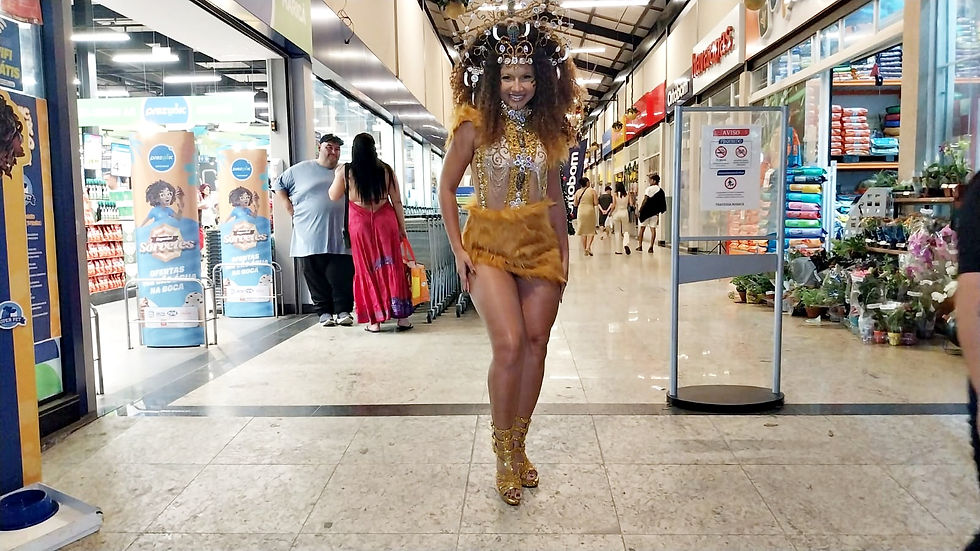 A GRES União de Maricá, fundada em 2015, realizou na noite desta sexta-feira (14/11) às 20 horas, o seu primeiro ensaio de rua rumo ao Carnaval 2026. A atividade ocorreu na Rua Abreu Rangel, na Passarela do Samba Adélia Breve, no Centro de Maricá.