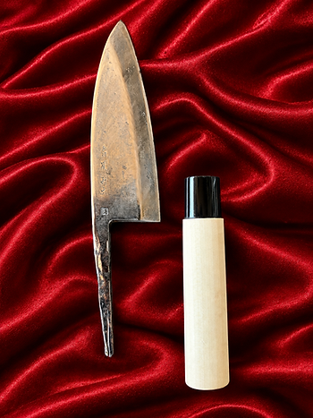 しっかり磨いて錆を落とし新しい柄に交換します。