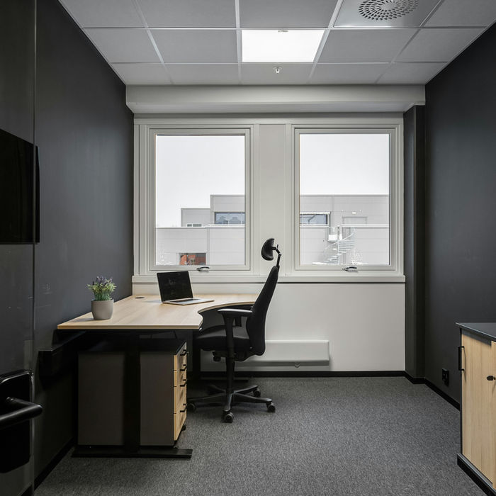 Clean and organized office space after professional cleaning by Bayside Commercial Cleaning in Rochester, NY.