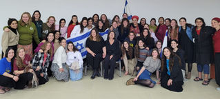 אולפנית ק. ארבע בת"א - הקרנה לכיתות י"ב ודיון עם סילווה זלמנסון