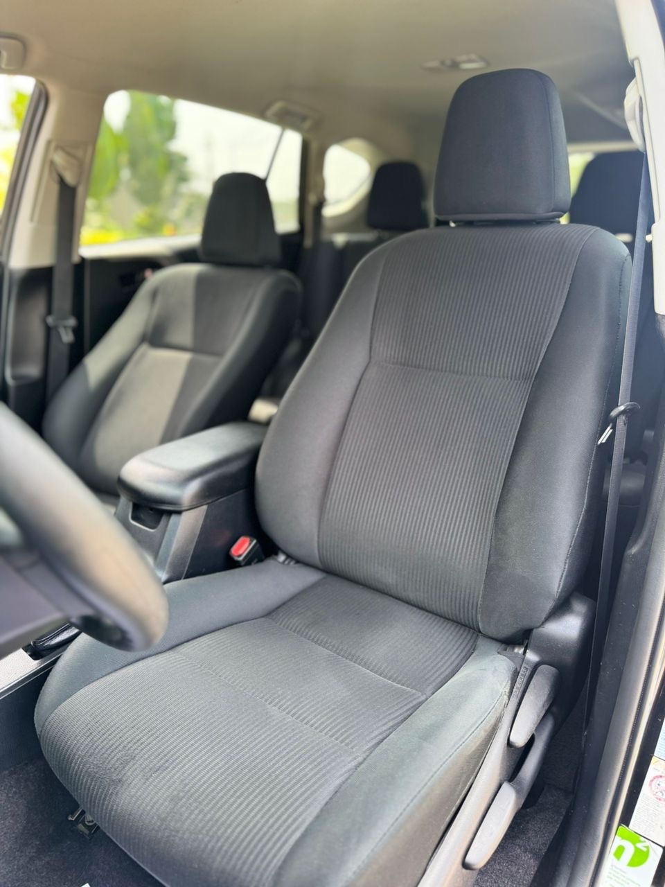 Thumbnail: 2016 Toyota RAV4