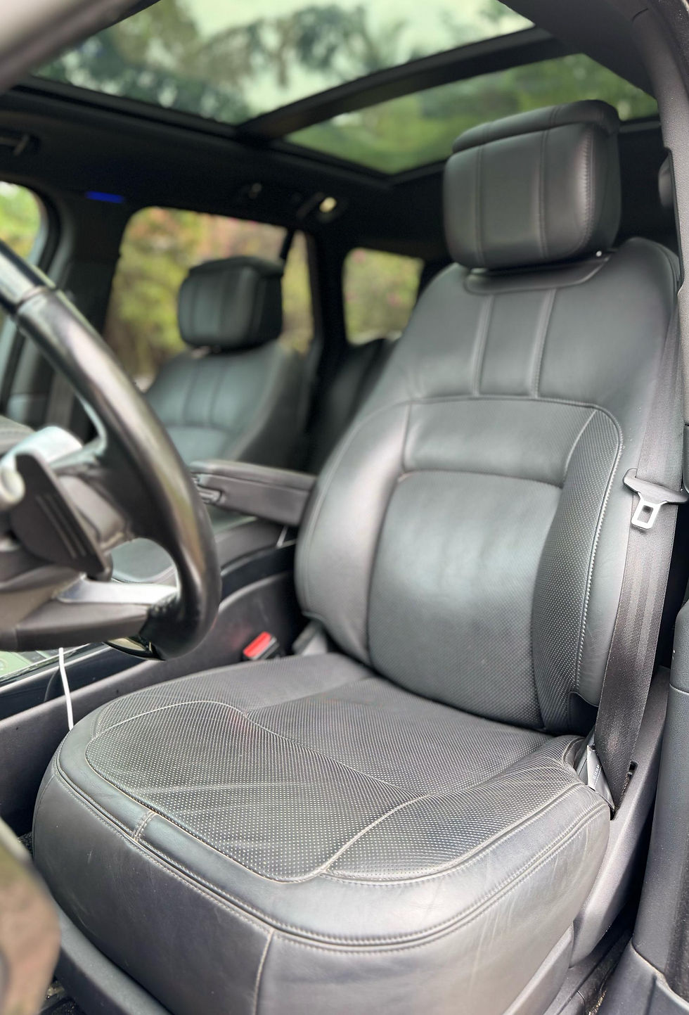 Thumbnail: 2019 Range Rover Vogue