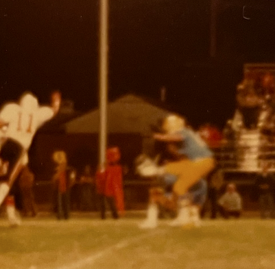 PCW Football kick.png