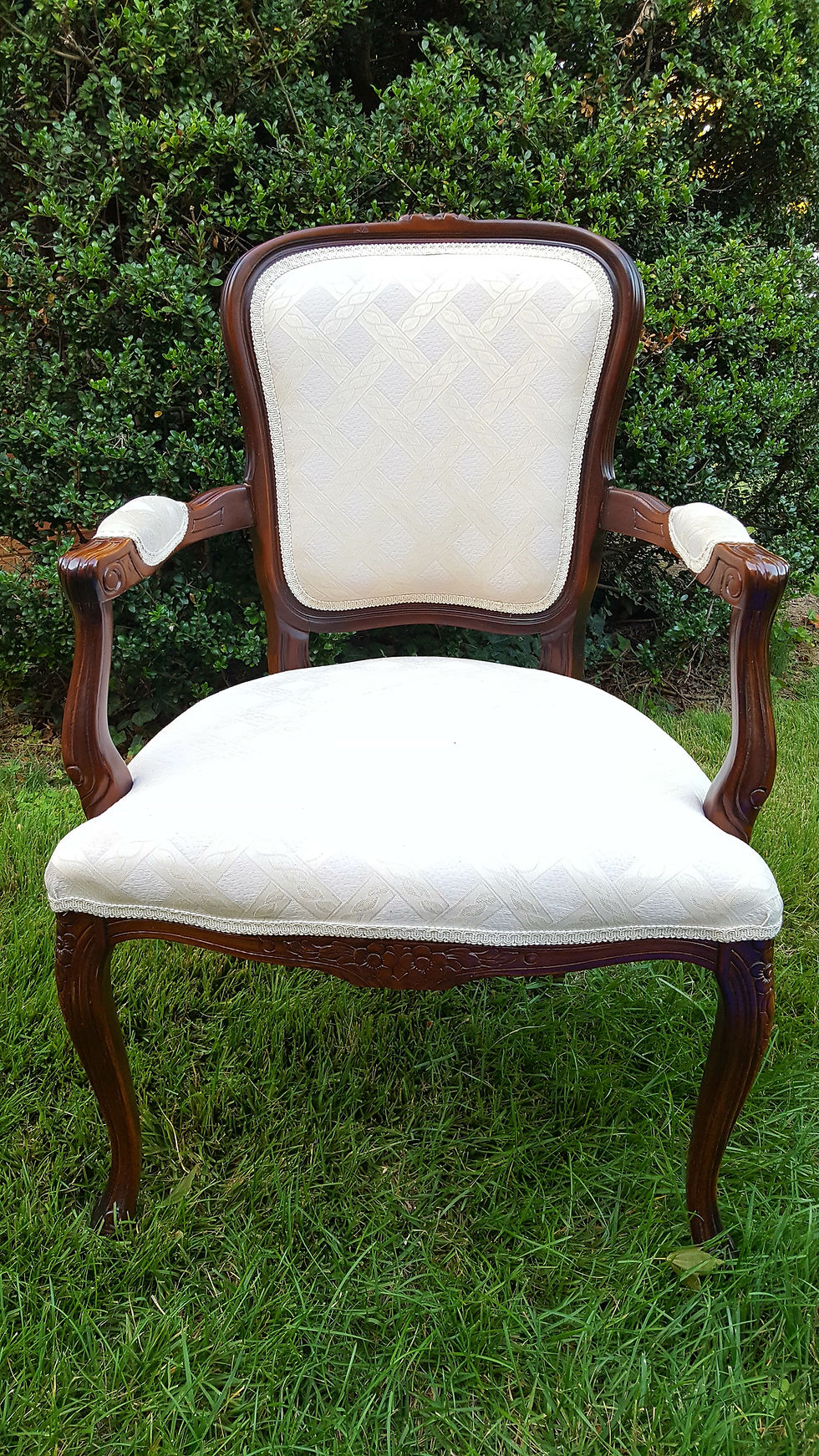 Thumbnail: White Louis XV Chair
