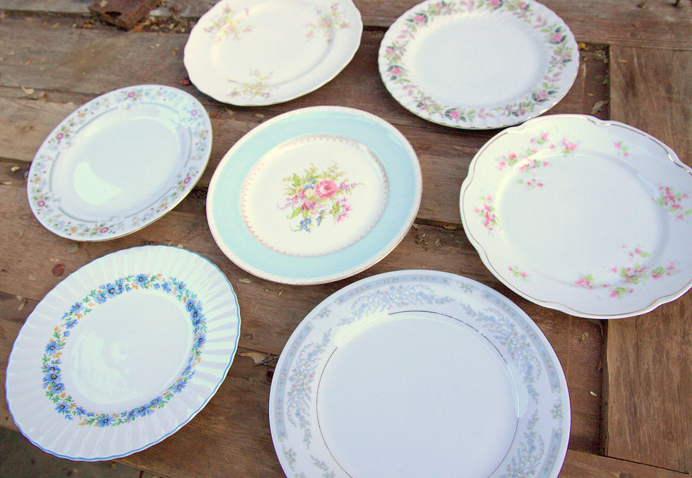 Vintage Mismatch Dinner/Lunch Plates