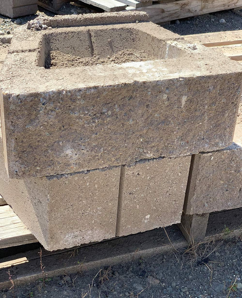 Manor Stone Flat Face