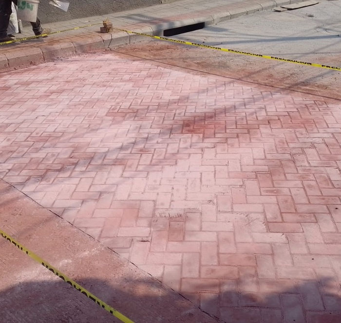 paving of a street