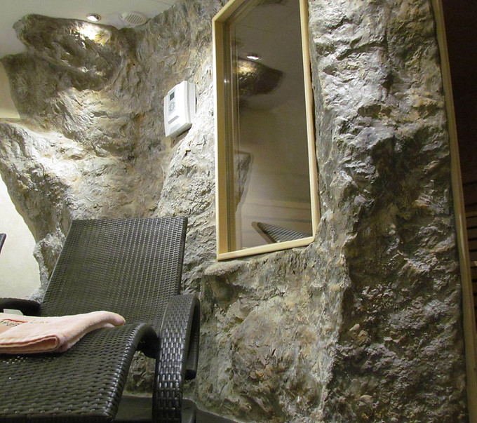 felsen bei Sauna.jpg