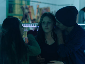 Entrevista | “Acho que o cinema sempre foi um espaço para a fantasia, para o surreal, para sair das quatro linhas do cotidiano”: Gustavo Spolidoro fala sobre seu filme “Os Dragões” e fazer audiovisual