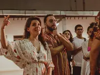 Entrevista | “Não cair naquela coisa do ator ter que fingir um sotaque. Isso é muito doloroso”: Mariana Bardan e Eduardo Melo, criadores de Cangaço Novo, falam sobre nova temporada