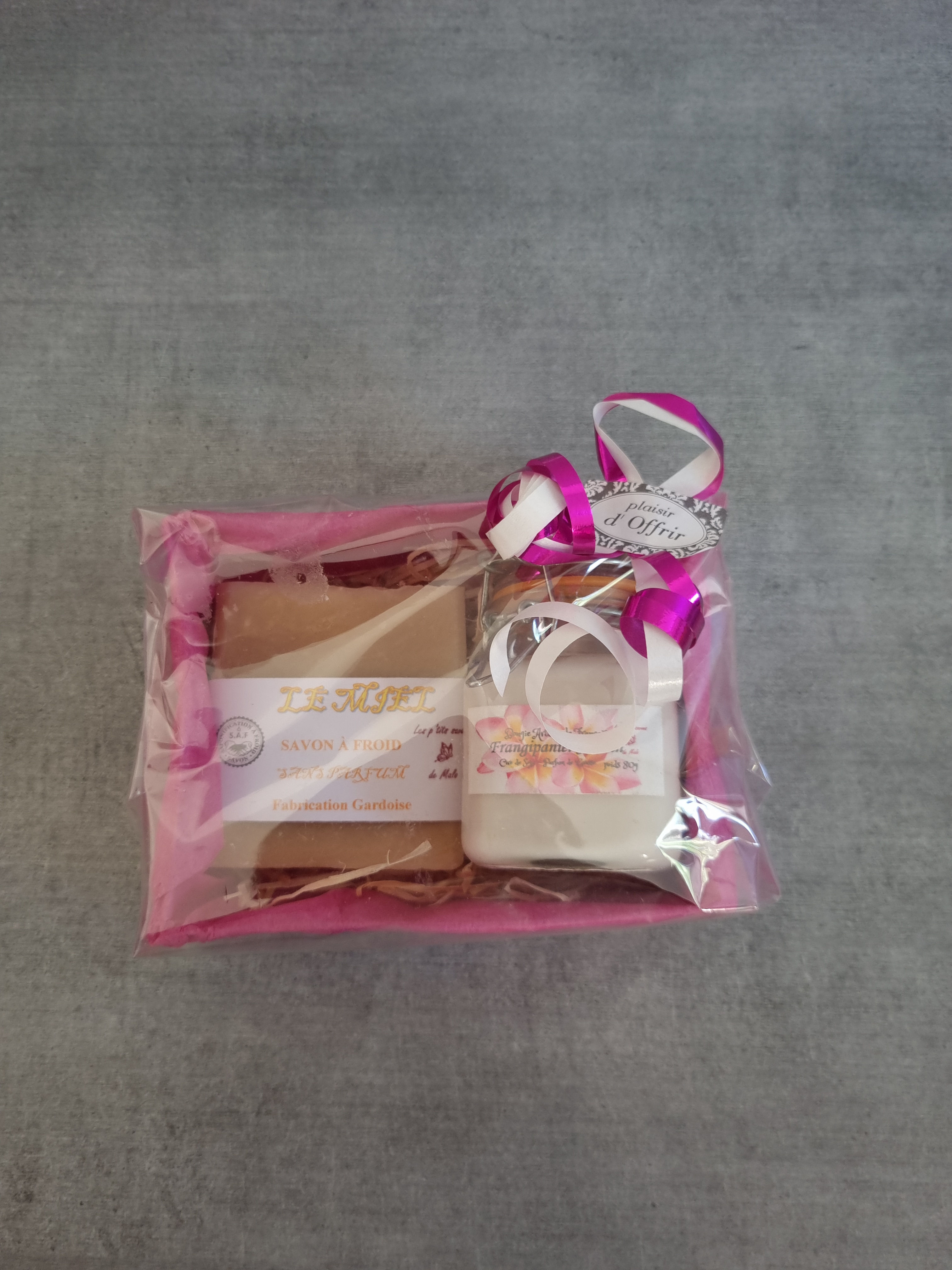 coffret cadeau savon et bougie