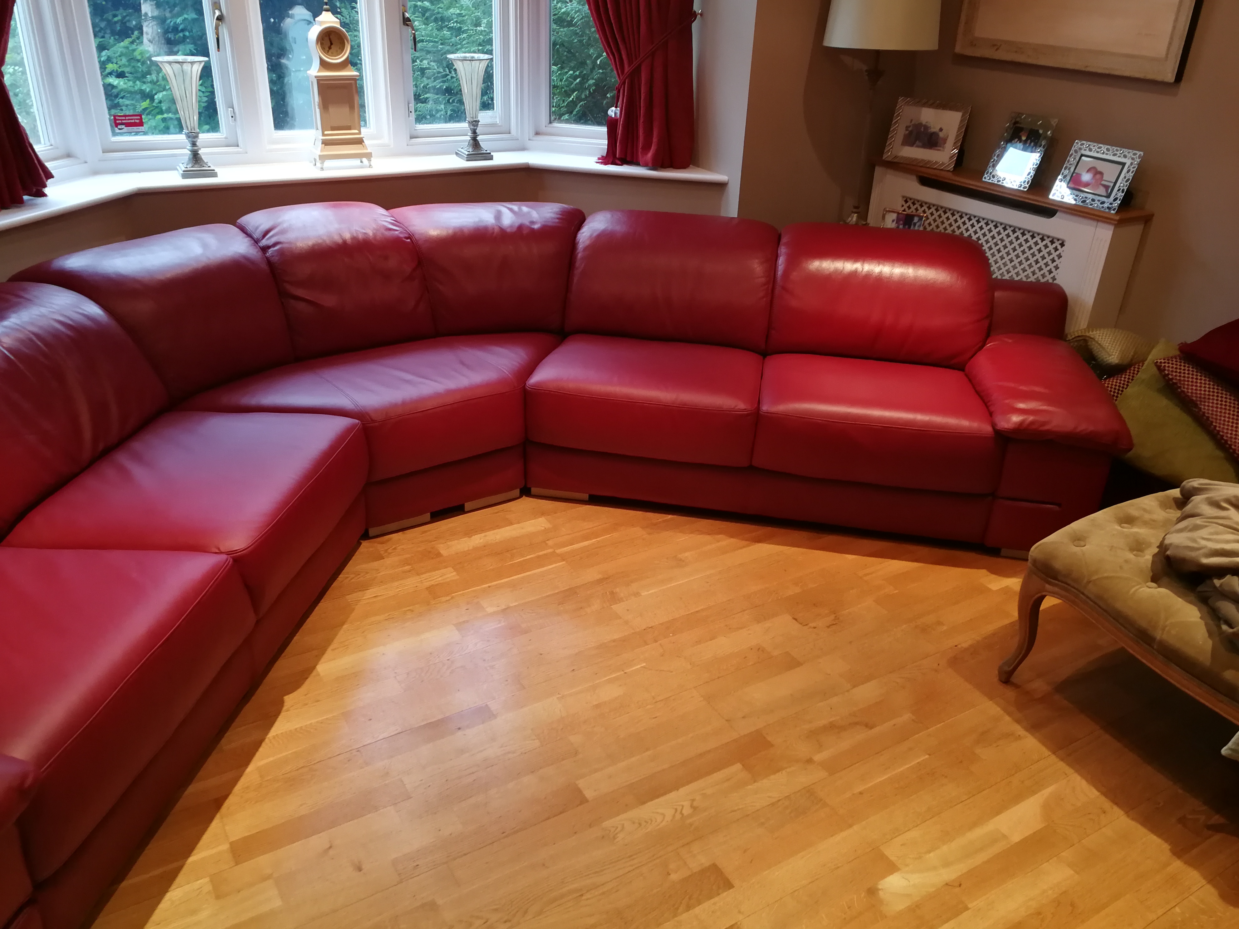 Leather corner sofa