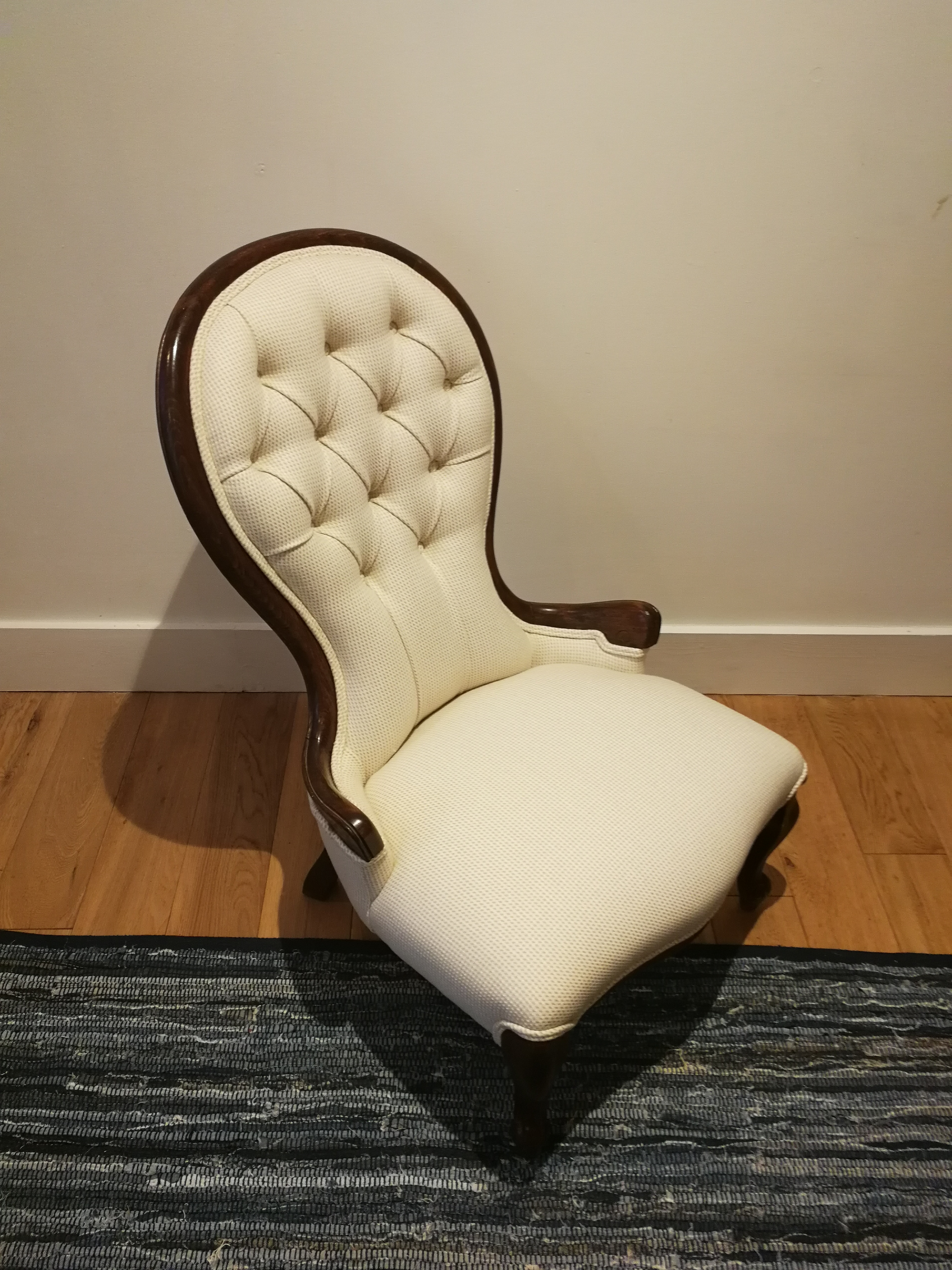 Nursing Chair
