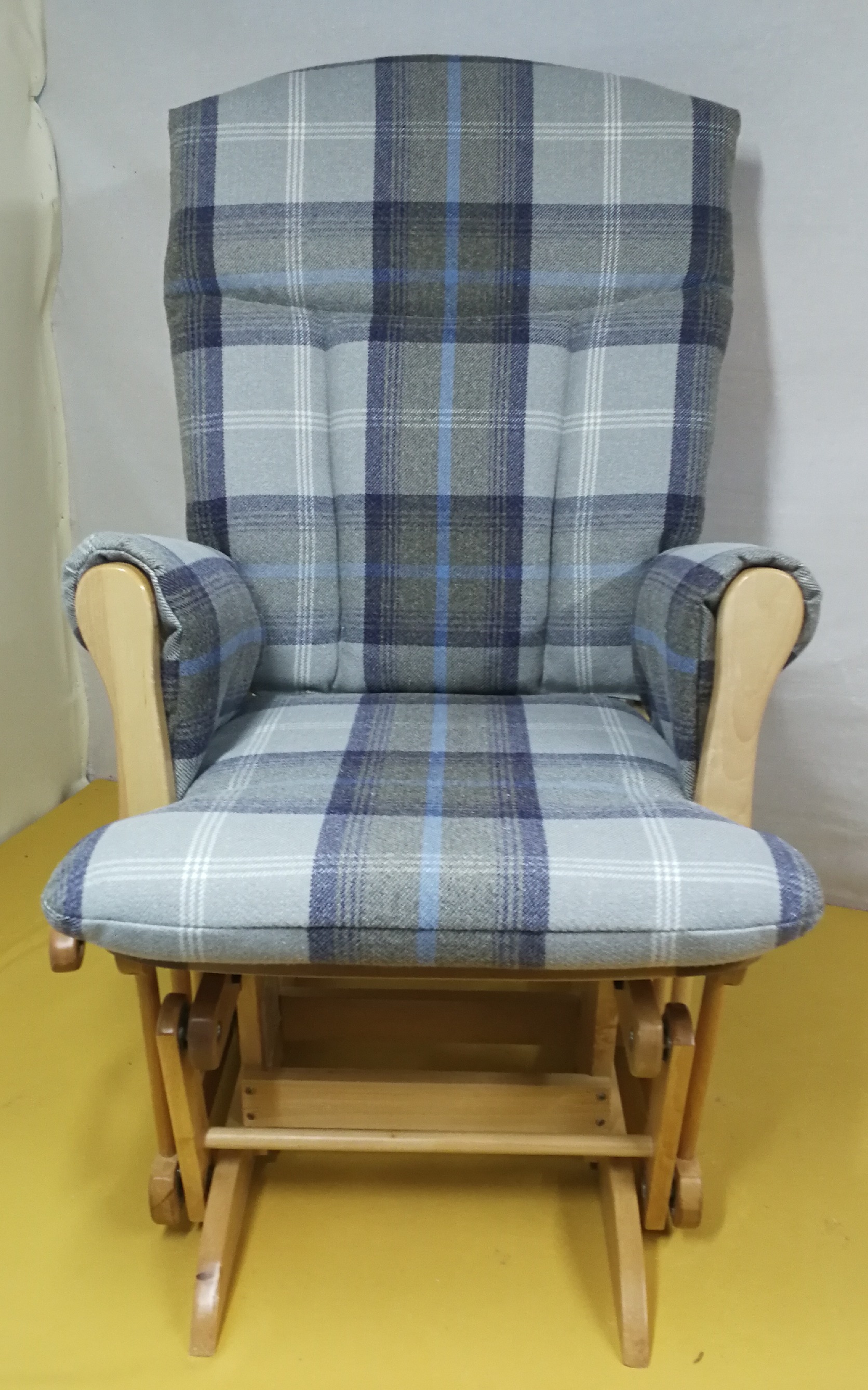 Nursery chair