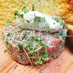 #tatare #bœuf #food #terrasse #valdavid #laurentides #bistro #bistronomy ;-)