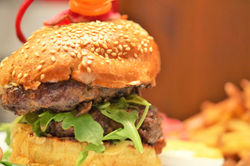 Le Double Burger ( Boeuf & Sanglier)