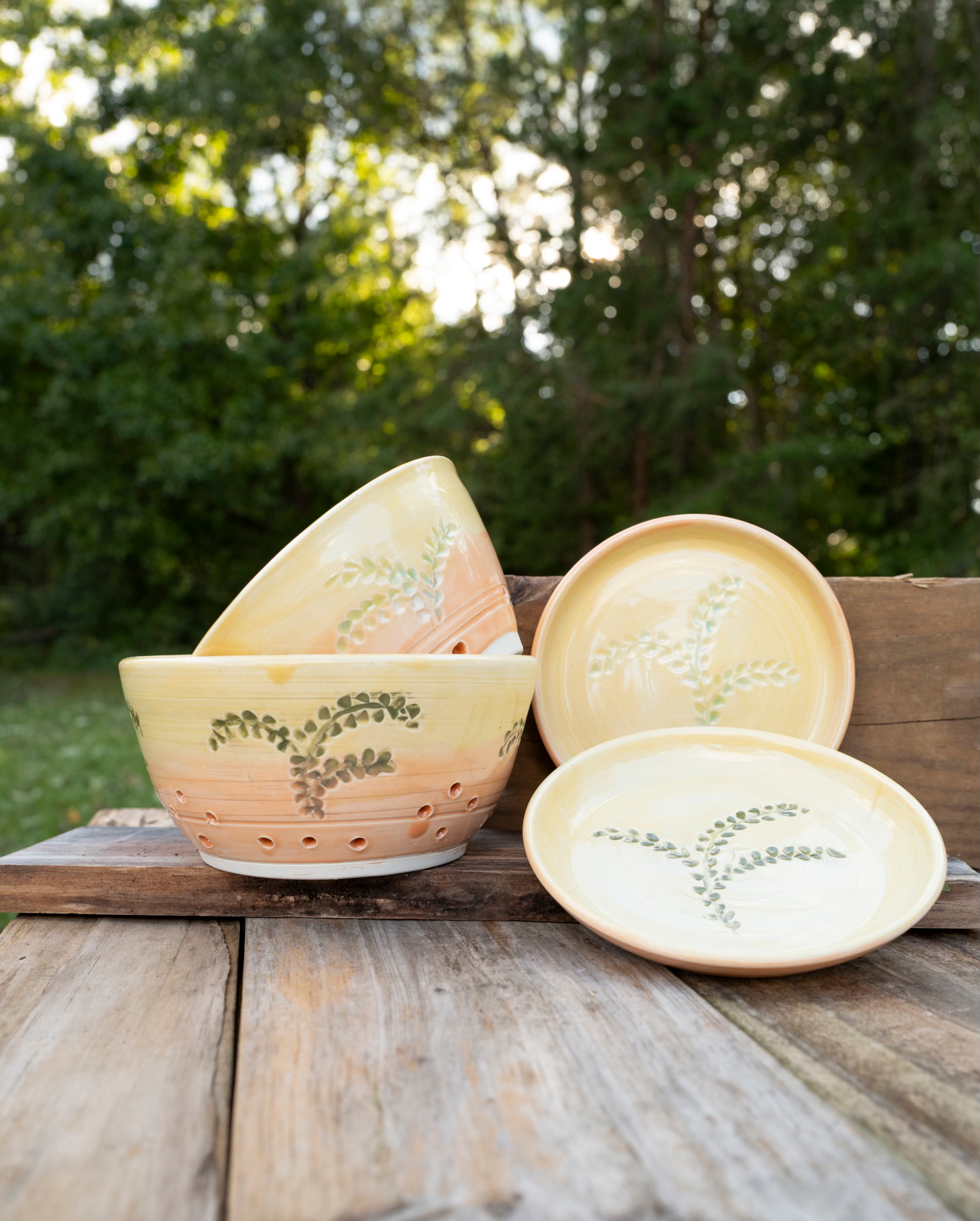 Berry Bowl with plate