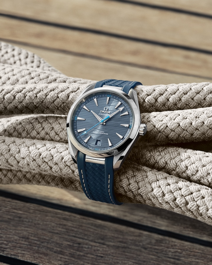 Thumbnail: Omega Seamaster Aqua Terra 150M, steel & rubber strap Ref# 220.12.41.21.03.002