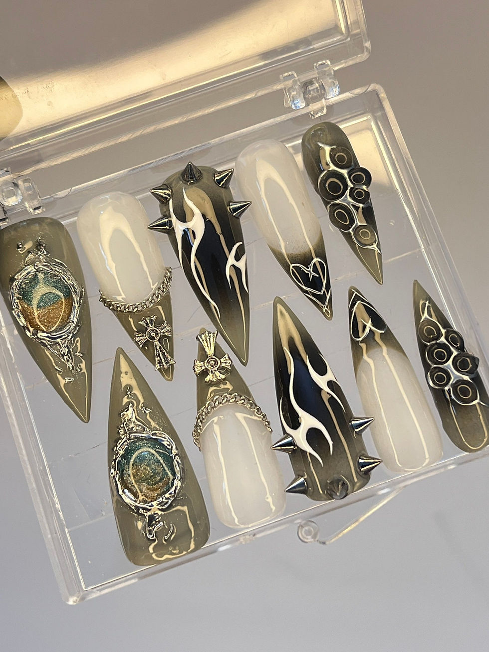 Thumbnail: press on nails, custom nails, fake nails, Nails Art, custom nail
