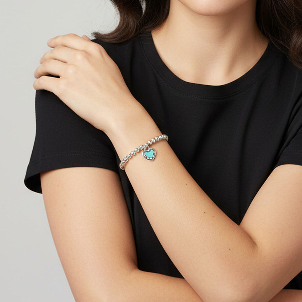 Thumbnail: Blue Heart Tag Bead Bracelet