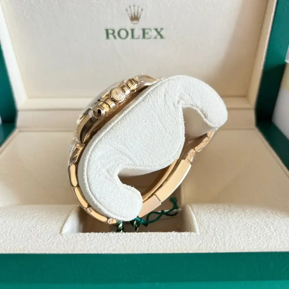 Thumbnail: Rolex Cosmograph Daytona Yellow Gold White Dial Watch